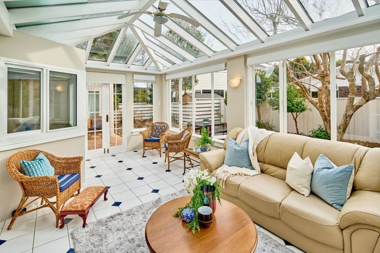 Photo of property in 15 Penrose Street, Woburn, Lower Hutt, 5010