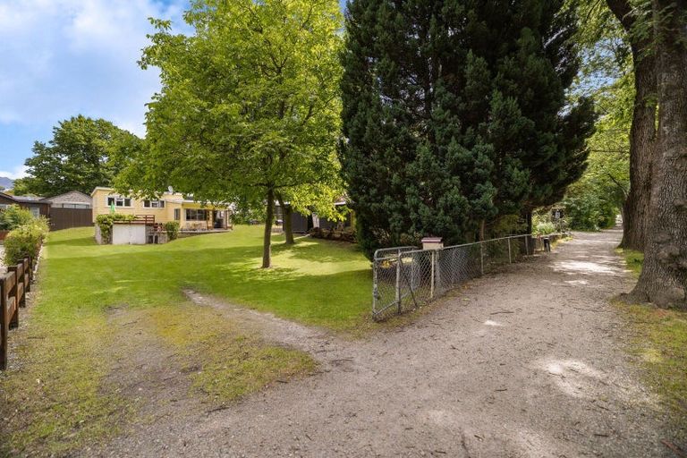 Photo of property in 74 Buckingham Street, Arrowtown, 9302