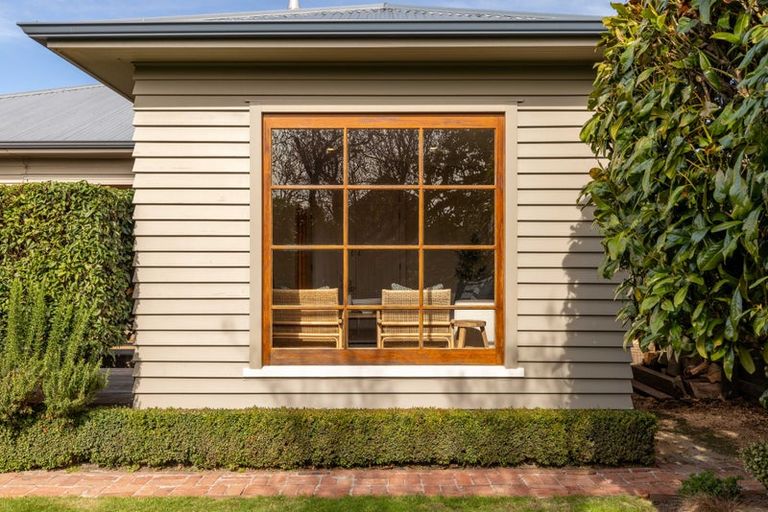 Photo of property in 33 Galway Avenue, Bryndwr, Christchurch, 8052