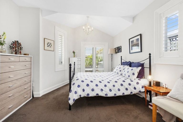 Photo of property in 68a Lyall Parade, Lyall Bay, Wellington, 6022