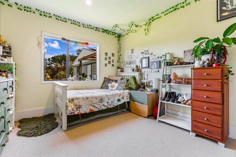 Photo of property in 47 Constable Road, Muriwai, Waimauku, 0881