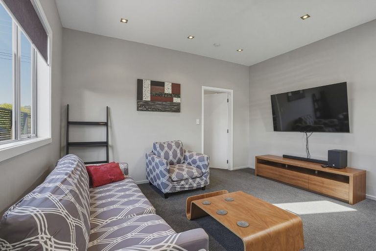 Photo of property in 43 Bradshaw Street, South Dunedin, Dunedin, 9012