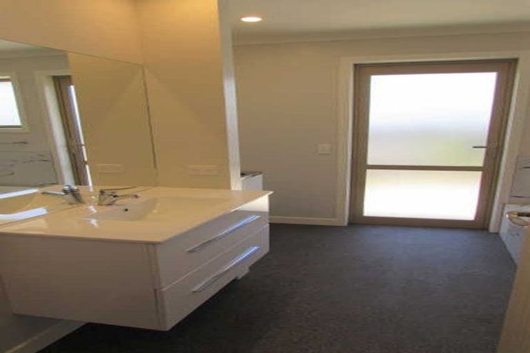 Photo of property in 9a Mcglashen Street, Motueka, 7120