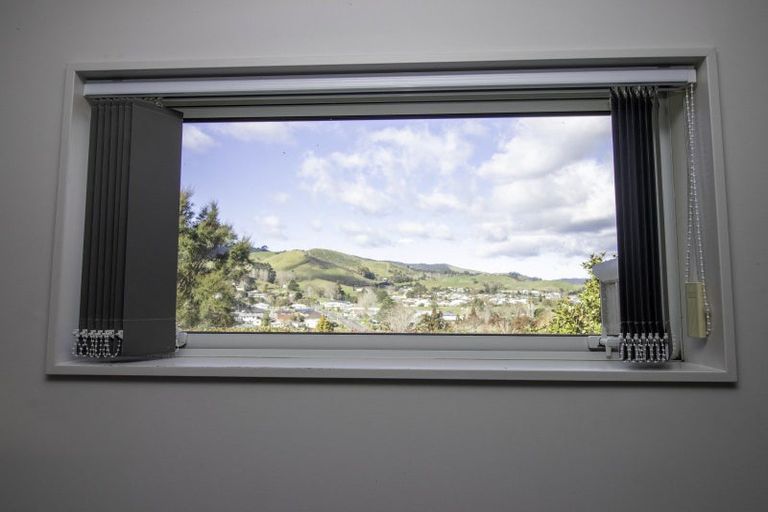 Photo of property in 24 Ohinemuri Place, Paeroa, 3600