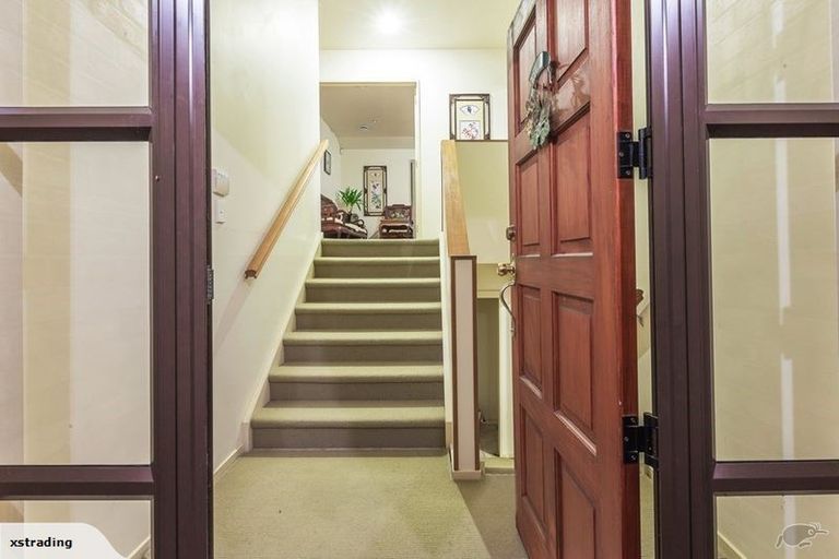 Photo of property in 26a Woodstock Road, Forrest Hill, Auckland, 0620