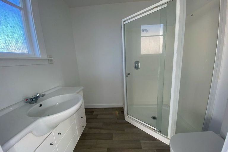 Photo of property in 8 Kahu Road, Riccarton, Christchurch, 8041