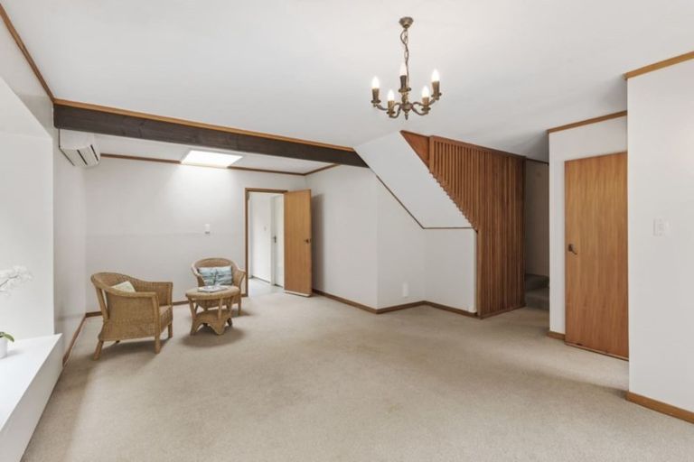 Photo of property in 4/249 Muritai Road, Eastbourne, Lower Hutt, 5013