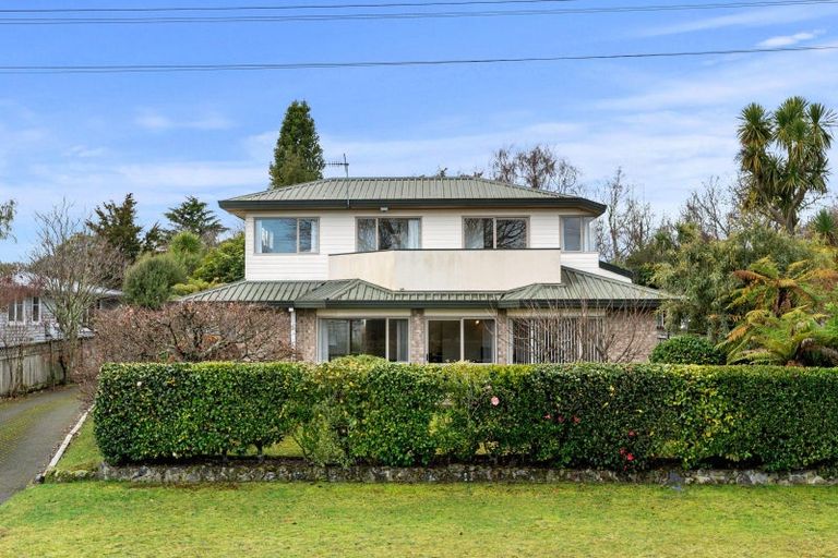 Photo of property in 2/26 Ngamotu Road, Taupo, 3330
