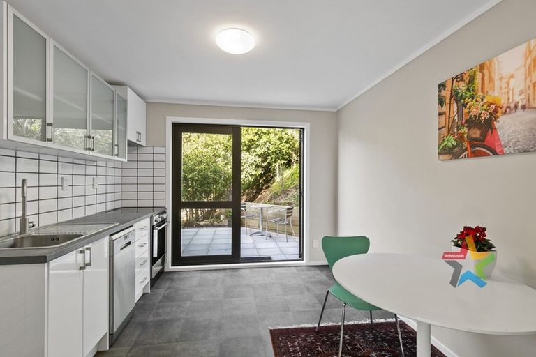 Photo of property in 15 Sheridan Terrace, Johnsonville, Wellington, 6037