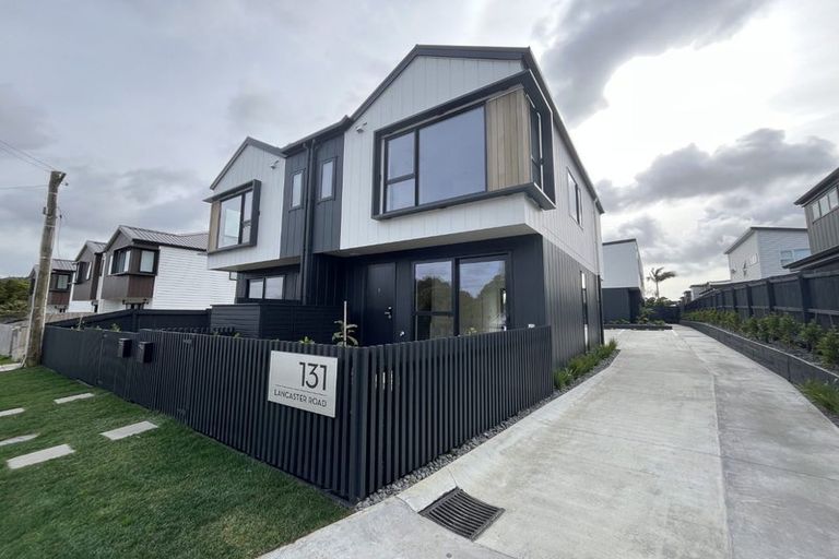 Photo of property in 1/131 Lancaster Road, Beach Haven, Auckland, 0626