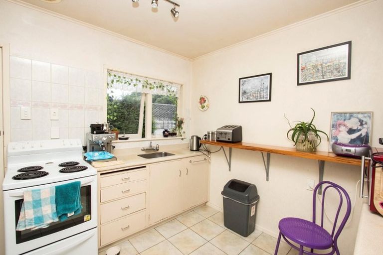Photo of property in 3/43 Shakespeare Road, Milford, Auckland, 0620