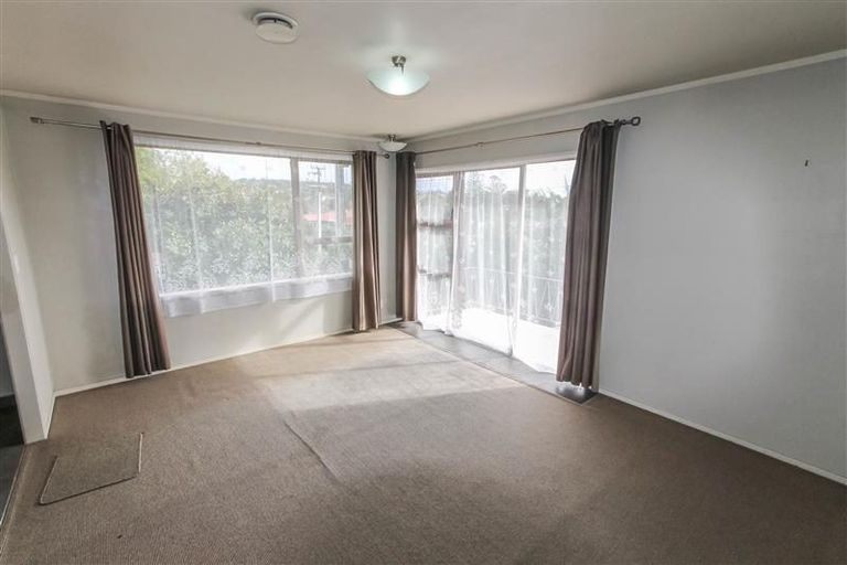 Photo of property in 1/168 Hutchinson Avenue, New Lynn, Auckland, 0600