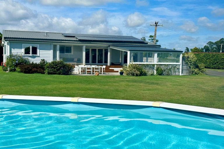 Photo of property in 197 Paroa Road, Coastlands, Whakatane, 3191