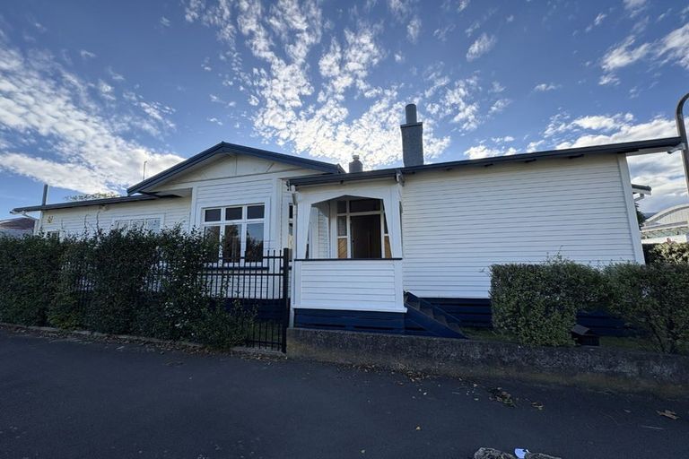 Photo of property in 61 Wellesley Road, Napier South, Napier, 4110