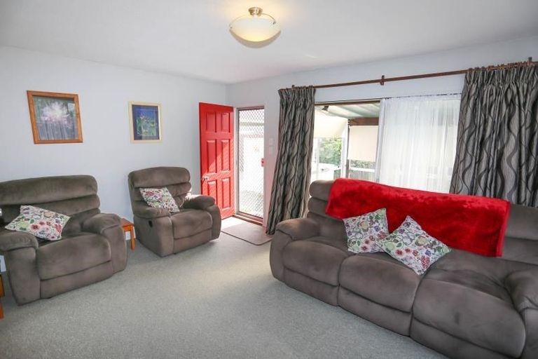 Photo of property in 1/64 Highsted Road, Bishopdale, Christchurch, 8053