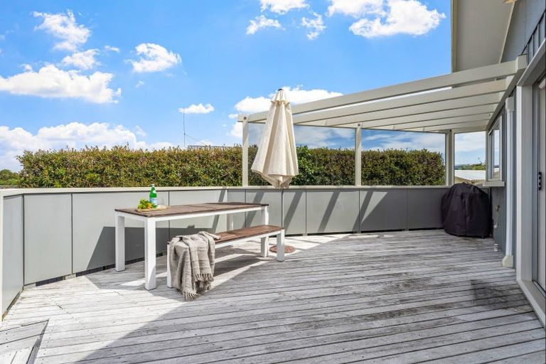 Photo of property in 7 Thistle Terrace, Omaha, 0986