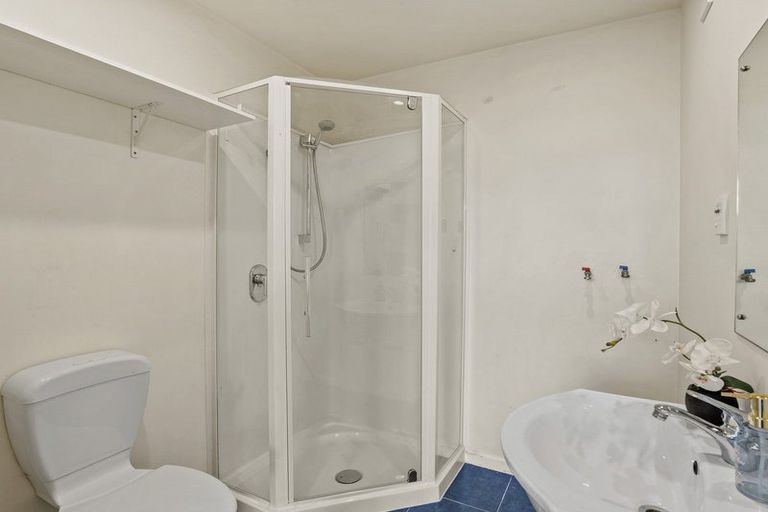 Photo of property in 3a Strawberry Lane, Fernhill, Queenstown, 9300