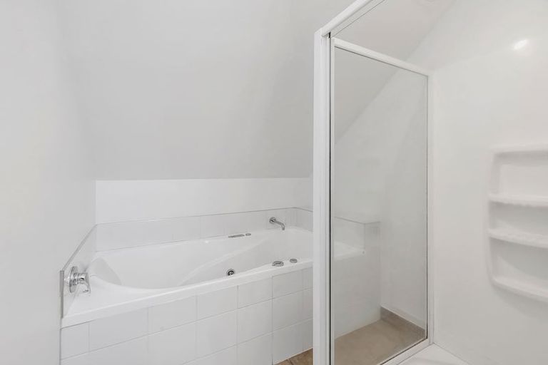 Photo of property in 4/1010 Colombo Street, St Albans, Christchurch, 8014