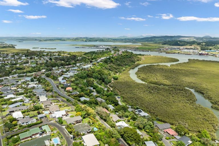 Photo of property in 116 Old Onerahi Road, Onerahi, Whangarei, 0110