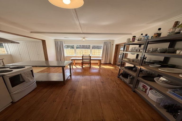 Photo of property in 16 Hursthouse Street, Vogeltown, New Plymouth, 4310