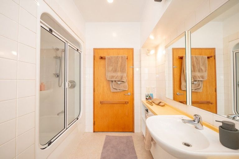 Photo of property in 64 Drivers Road, Maori Hill, Dunedin, 9010