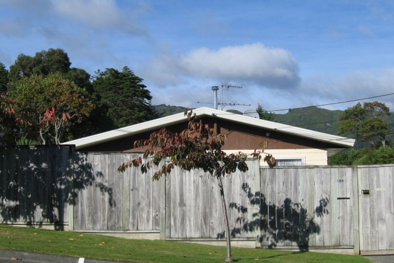 Photo of property in 18a Kennedy Grove, Stokes Valley, Lower Hutt, 5019