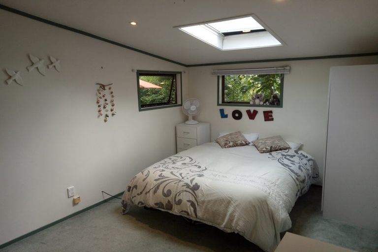 Photo of property in 22 Lastel Place, Shelly Park, Auckland, 2014