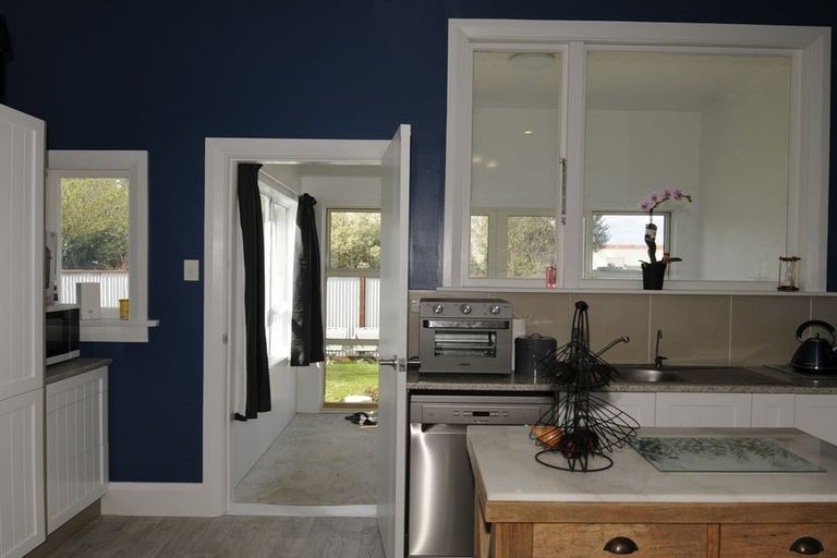 Photo of property in 3 Innes Street, Waimate, 7924