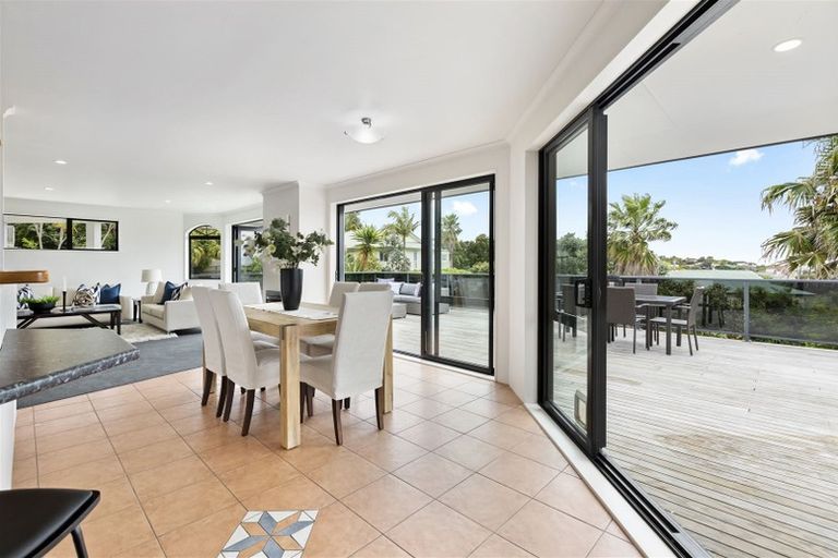 Photo of property in 10 Careen Grove, Gulf Harbour, Whangaparaoa, 0930