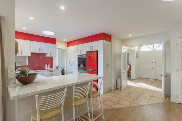 Photo of property in 318 Manly Street, Paraparaumu Beach, Paraparaumu, 5032