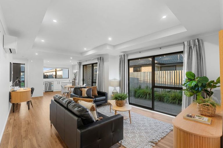 Photo of property in 8 Akiraho Lane, Halswell, Christchurch, 8025