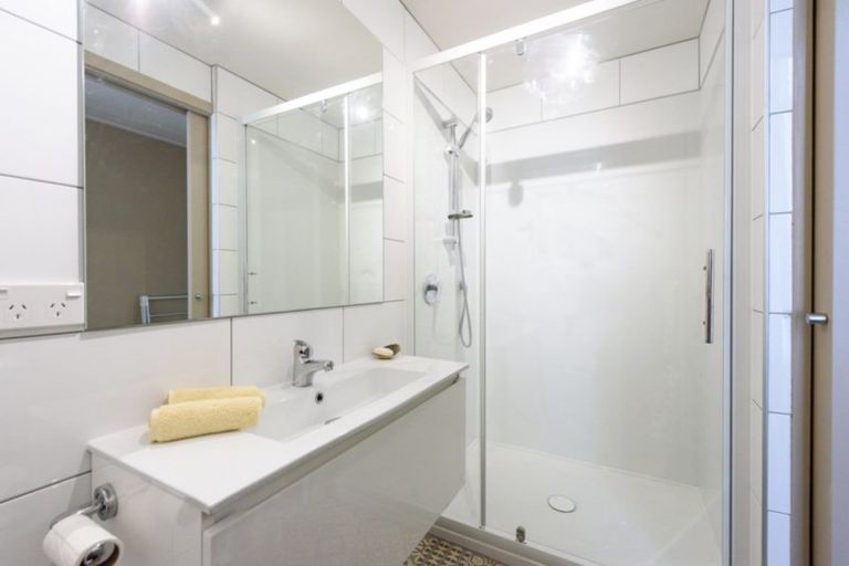 Photo of property in 5/5 Tory Street, Te Aro, Wellington, 6011