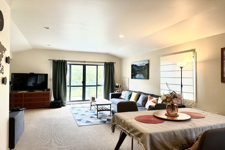 Photo of property in 72f Hazlewood Avenue, Karori, Wellington, 6012