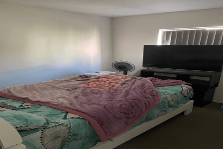 Photo of property in 9 Sohum Place, Manukau, Auckland, 2104