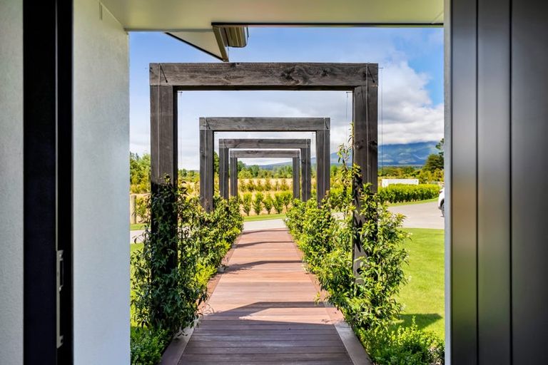 Photo of property in 90 Peters Road, Kaimiro, 4371