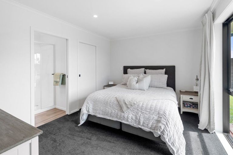 Photo of property in 8 Old Orchard Road, Solway, Masterton, 5810