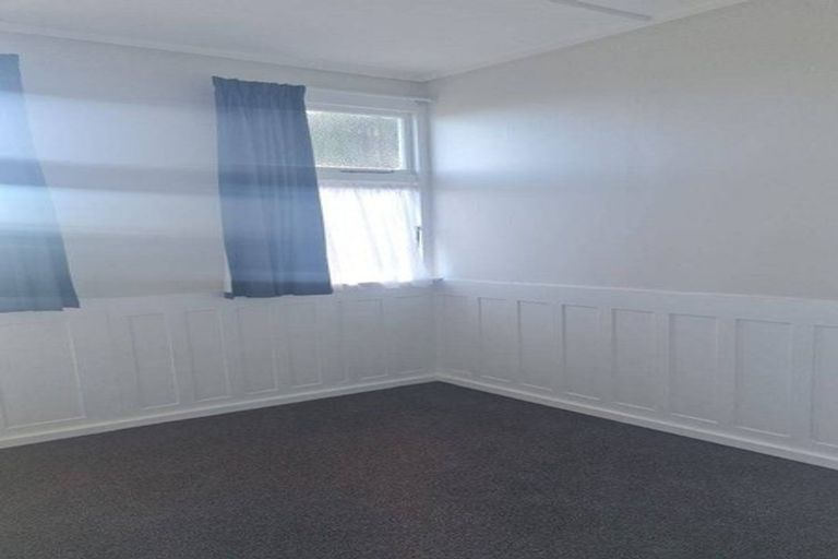 Photo of property in 19 Ruapehu Street, Castlecliff, Wanganui, 4501