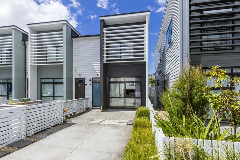 Photo of property in 11 Spotted Dove Road, Hobsonville, Auckland, 0616