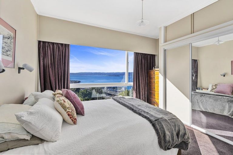 Photo of property in 19 Grosvenor Terrace, Wadestown, Wellington, 6012