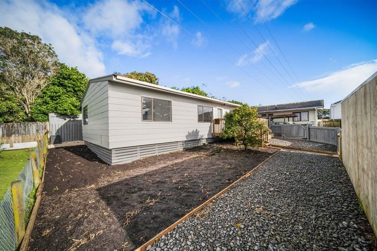 Photo of property in 2/29 Whitley Crescent, Otara, Auckland, 2023