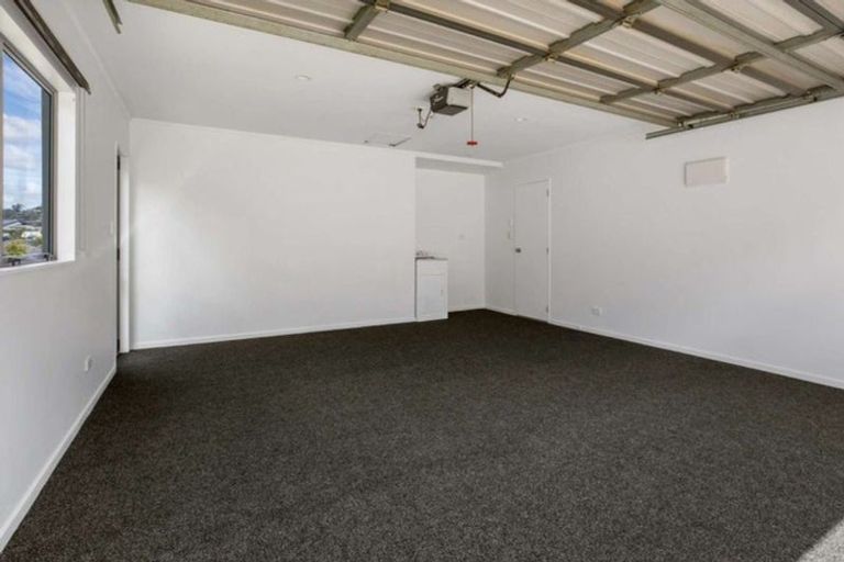 Photo of property in 23 Carento Way, Stanmore Bay, Whangaparaoa, 0932