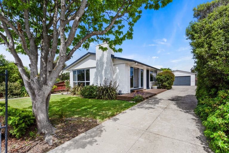 Photo of property in 109 Effingham Street, North New Brighton, Christchurch, 8083
