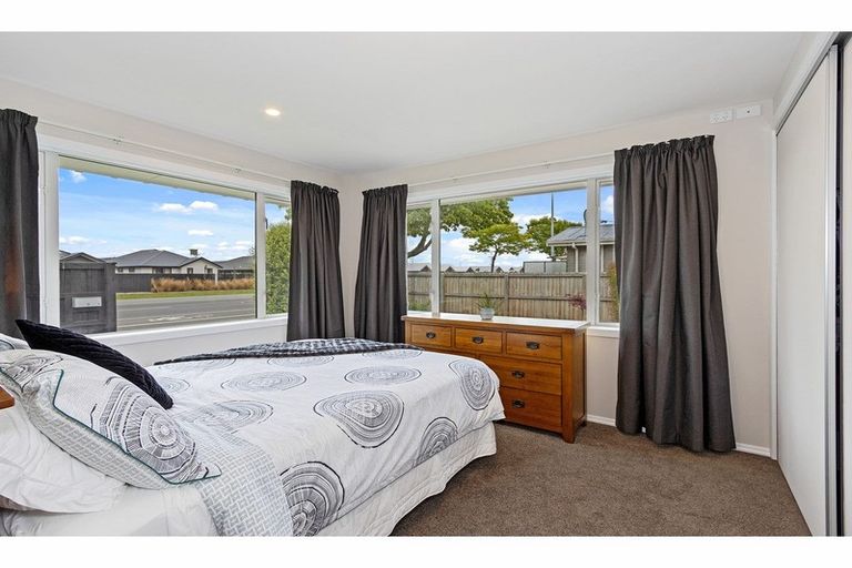 Photo of property in 324 Yaldhurst Road, Avonhead, Christchurch, 8042
