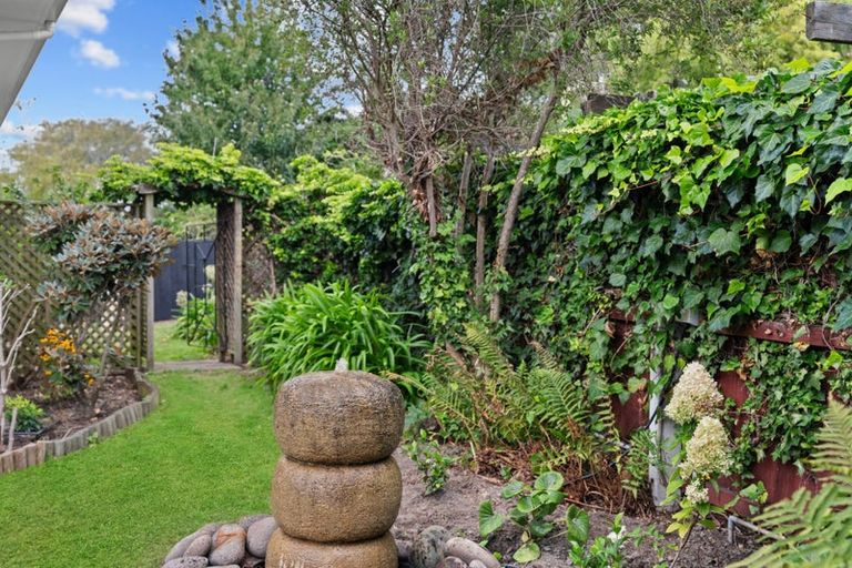 Photo of property in 29 Highfield Place, Avonhead, Christchurch, 8042