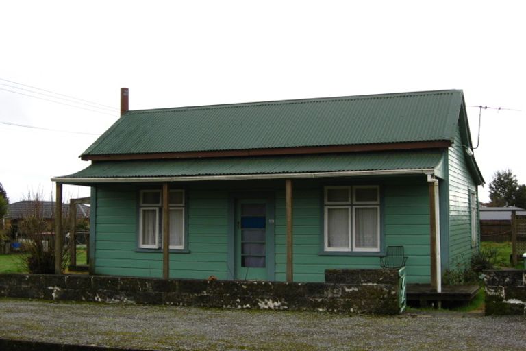 Photo of property in 142 Broadway, Reefton, 7830