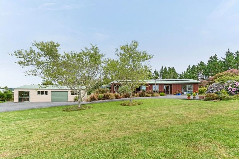 Photo of property in 1321 Mangorei Road, Mangorei, New Plymouth, 4371