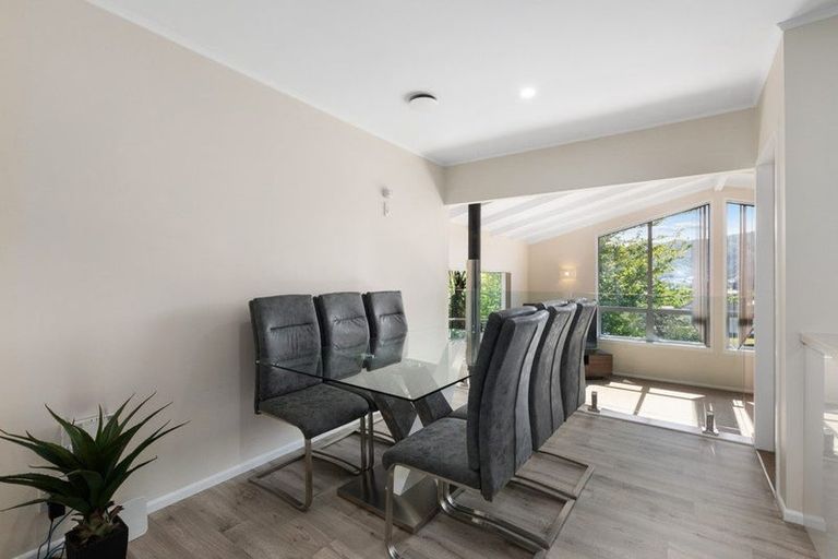 Photo of property in 30 Davis Grove, Wainuiomata, Lower Hutt, 5014