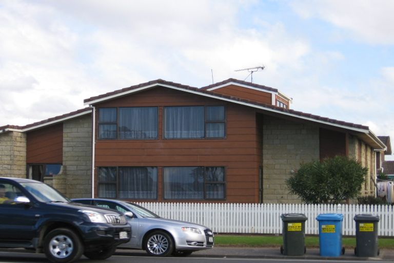 Photo of property in 266 Hibiscus Coast Highway, Orewa, 0931