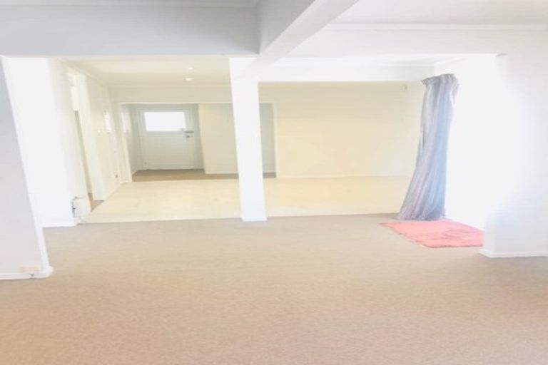 Photo of property in 62 Calthorp Close, Favona, Auckland, 2024