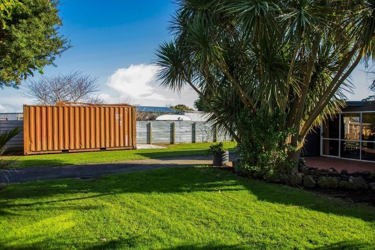 Photo of property in 59 Patu-kukupa Street, Manaia, 4612